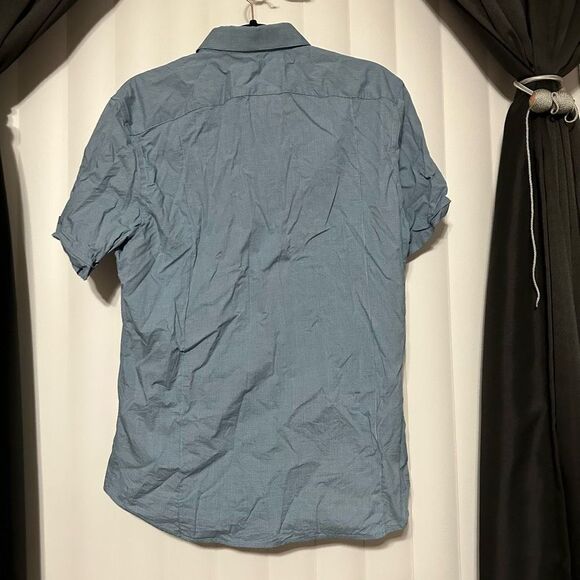 Banana Republic MENS button down light blue tiny checkered dress shirt - Picture 6 of 6